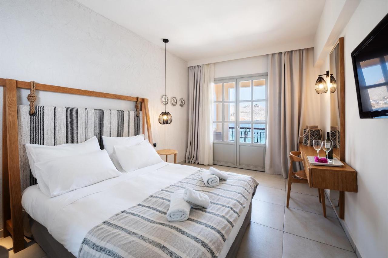 Pedi Beach Hotel Simi Eksteriør billede
