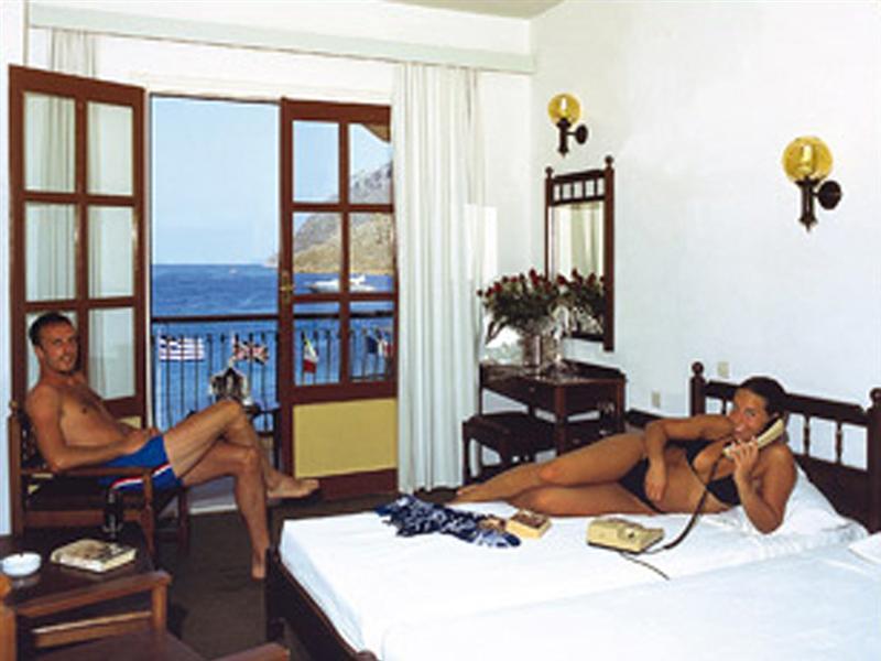 Pedi Beach Hotel Simi Eksteriør billede